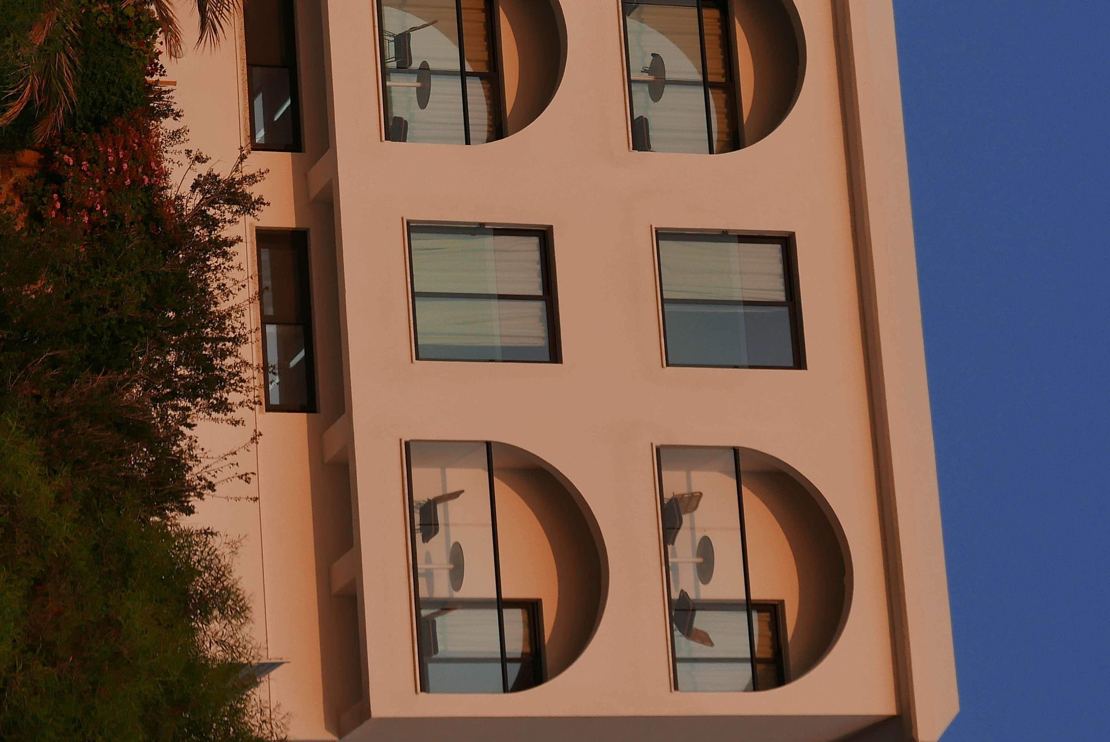 E.J. Pyrgos Bay Hotel Eksteriør bilde